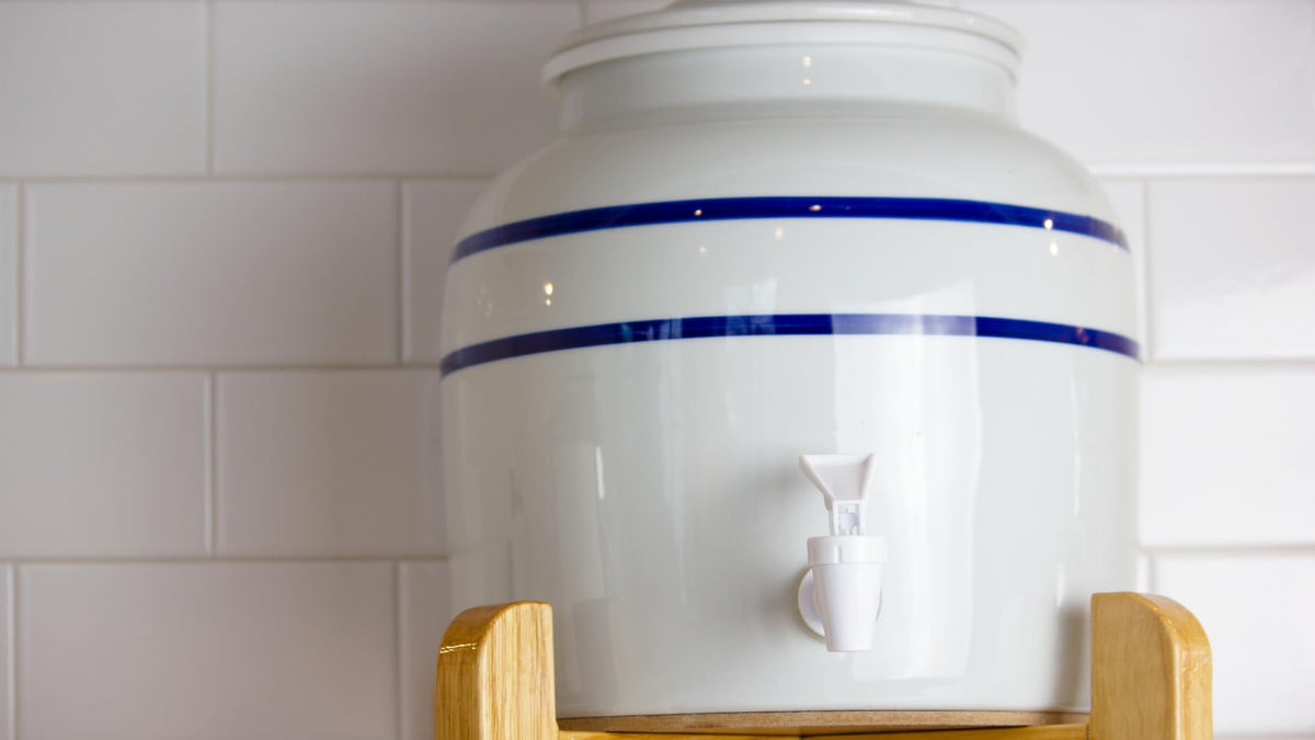 Porcelain Water Dispenser I359307